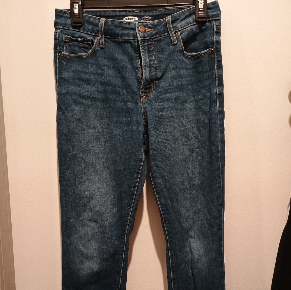 Old Navy Women's Straight Leg Blue Jeans